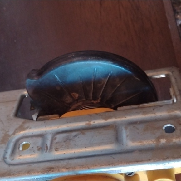 DeWalt Trim Saw - Picture 3 of 3